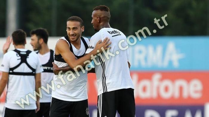 Beşiktaşın yeni transferi Talisca ilk idmanına çıktı
