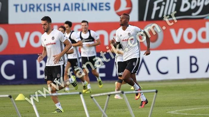 Beşiktaşın yeni transferi Talisca ilk idmanına çıktı