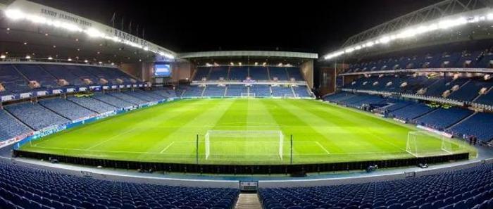37) Ibrox Stadyumu