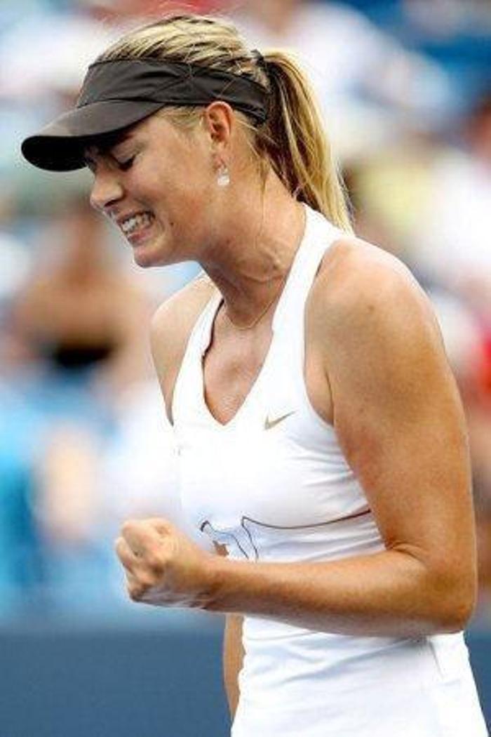 Kortların kraliçesi: Maria Sharapova