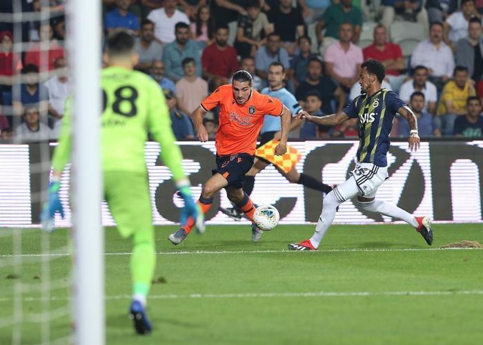 Fanatik yazarlarının Başakşehir - Fenerbahçe maçı yorumları