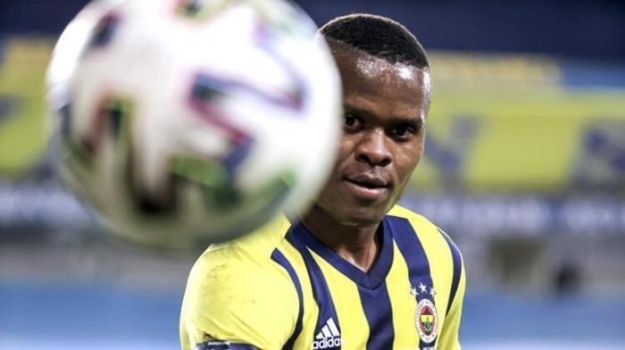 Emre Belözoğlu golcü transferi için görüşmeyi yaptı