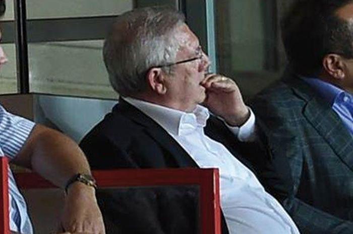 Aziz Yıldırım çıldırdı, telefona sarıldı
