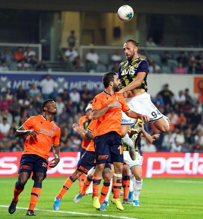 Fanatik yazarlarının Başakşehir - Fenerbahçe maçı yorumları