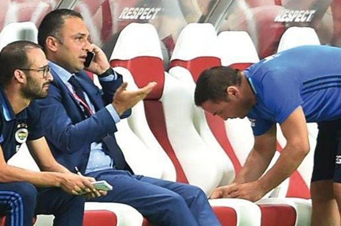 Aziz Yıldırım çıldırdı, telefona sarıldı