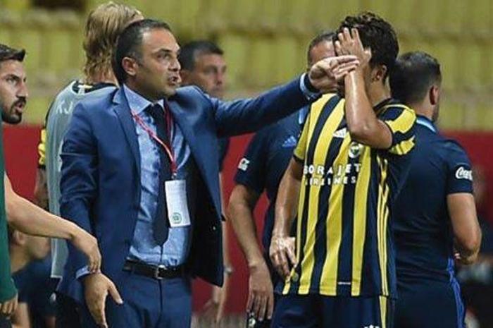 Aziz Yıldırım çıldırdı, telefona sarıldı