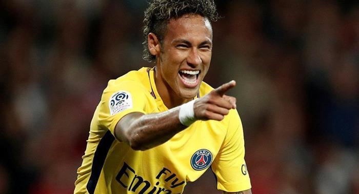 Barcelonanın Neymar transferi için ödemesi gereken bonservisi duyurdular