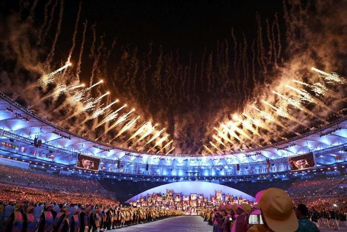 Rio Olimpiyatlarına görkemli açılış