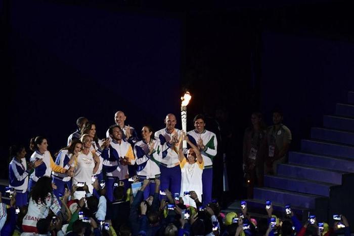 Rio Olimpiyatlarına görkemli açılış