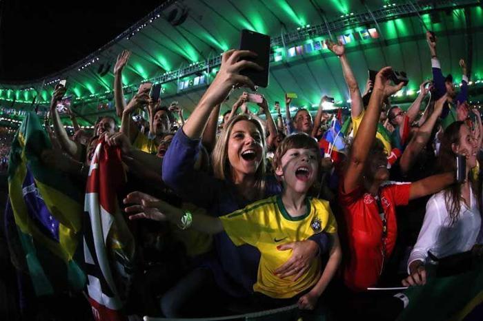 Rio Olimpiyatlarına görkemli açılış