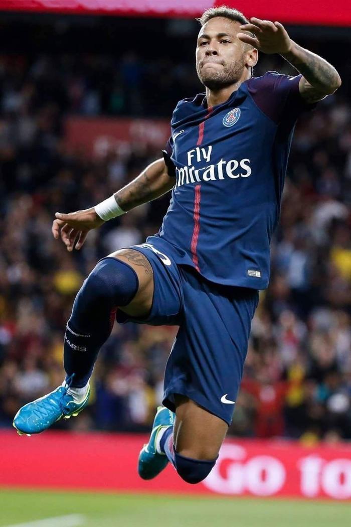 Barcelonanın Neymar transferi için ödemesi gereken bonservisi duyurdular
