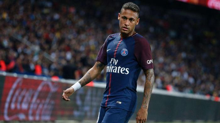 Barcelonanın Neymar transferi için ödemesi gereken bonservisi duyurdular