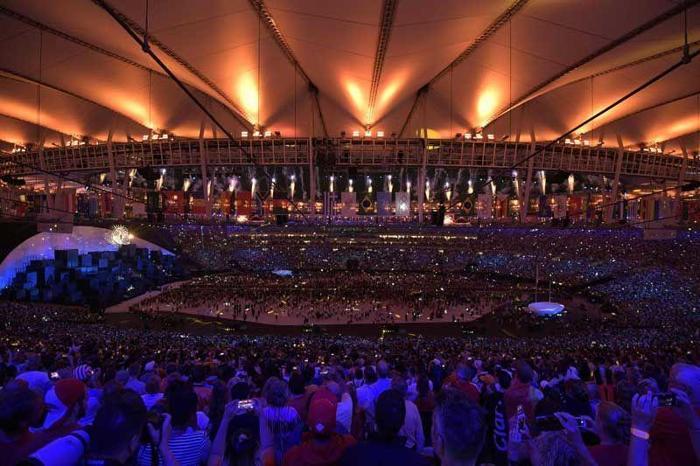Rio Olimpiyatlarına görkemli açılış