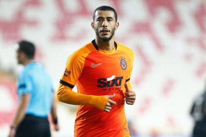 Galatasarayın gizli transfer planı 12 isim gidiyor ve tam 15 milyon euro...