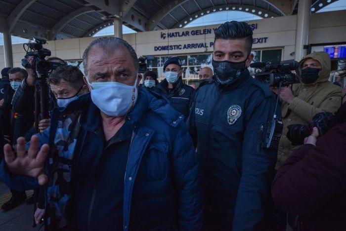 Galatasarayın gizli transfer planı 12 isim gidiyor ve tam 15 milyon euro...