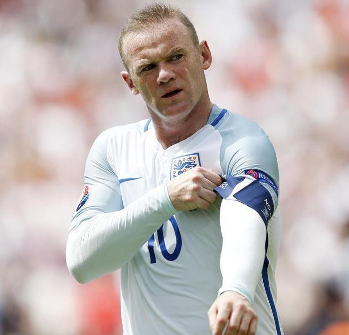 6) Wayne Rooney / Manchester United