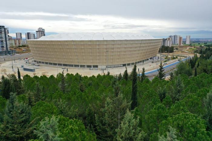 Adana 33 bin kişilik muhteşem stadına kavuşuyor