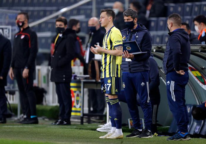 Fenerbahçe - Galatasaray | Mesut Özil ilk derbisinde
