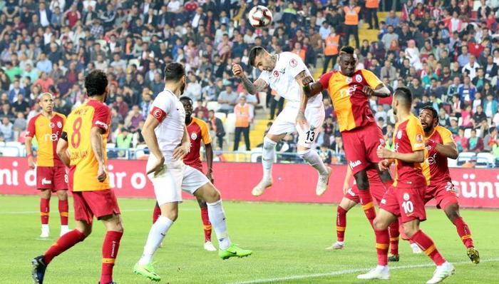 Fanatik yazarlarının Akhisarspor - Galatasaray maçı yorumları