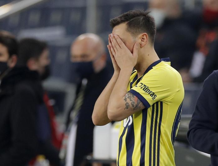 Fenerbahçe - Galatasaray | Mesut Özil ilk derbisinde