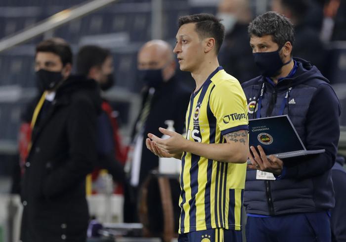 Fenerbahçe - Galatasaray | Mesut Özil ilk derbisinde