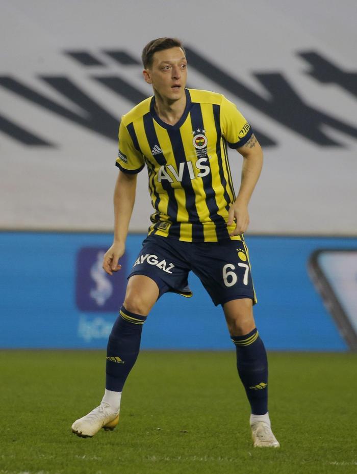 Fenerbahçe - Galatasaray | Mesut Özil ilk derbisinde