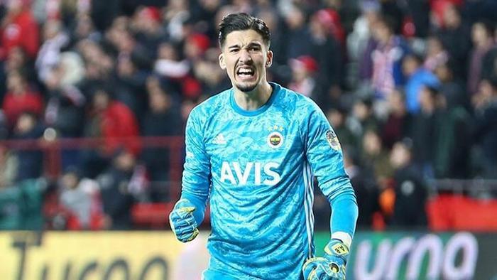 Fenerbahçeye resmi transfer teklifi İnanılmaz gerçek ortaya çıktı...