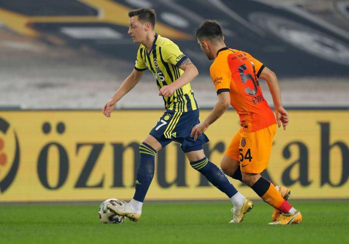 Fenerbahçe - Galatasaray | Mesut Özil ilk derbisinde