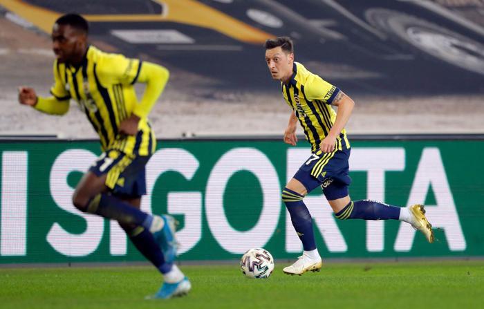 Fenerbahçe - Galatasaray | Mesut Özil ilk derbisinde