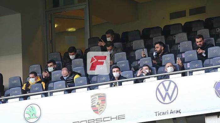 Sağlık çalışanları derbide