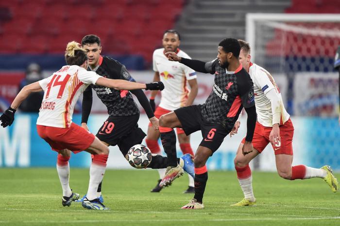 Liverpoolda Ozan Kabak fırtınası