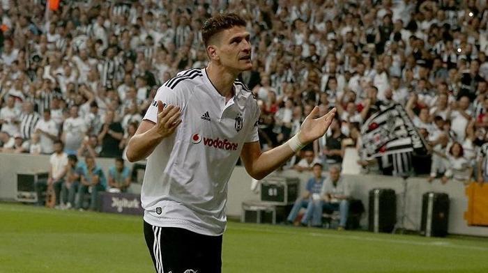Eren Derdiyok yine gündemde