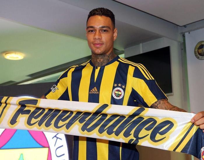 Fenerbahçede sol bek için 3 isim kaldı