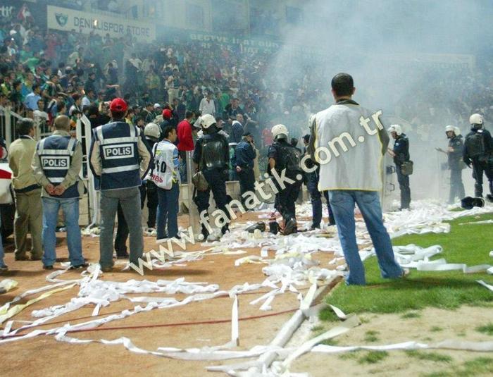 Selçuk Dereliden Fenerbahçelileri çıldırtan tweet