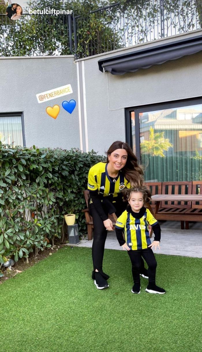 SADIK ÇİFTPINARIN EŞİ BETÜL ÇİFTPINAR