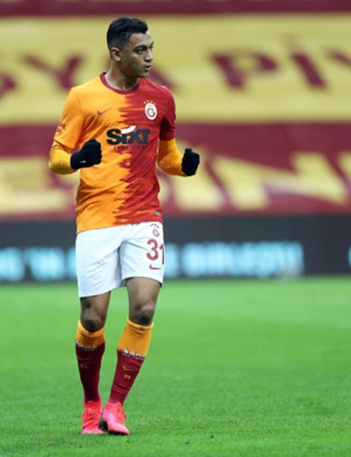 Mustafa Muhammed çok iyi santrfor