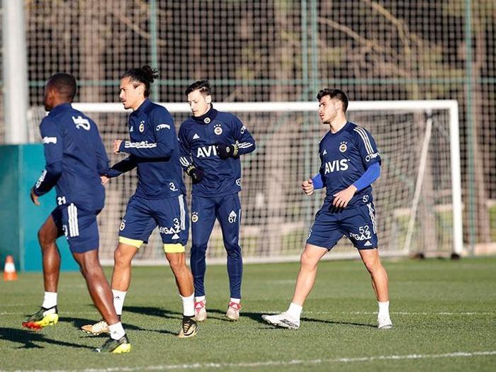 Fenerbahçe Galatasaray derbisine hazırlanıyor