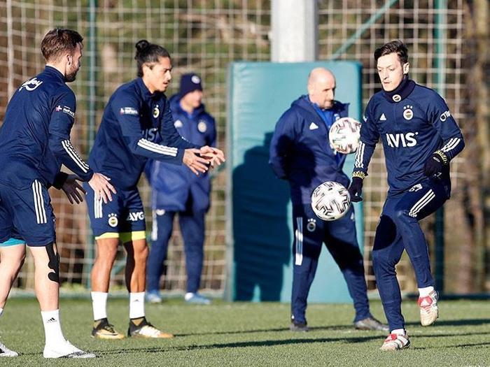 Fenerbahçe Galatasaray derbisine hazırlanıyor