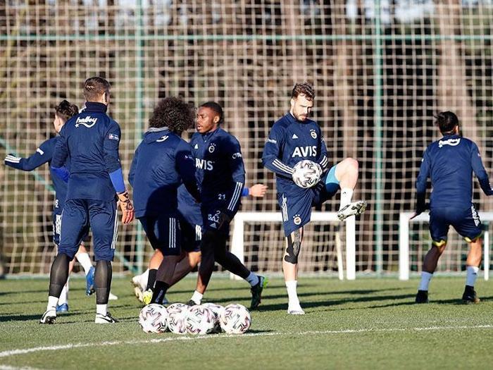 Fenerbahçe Galatasaray derbisine hazırlanıyor