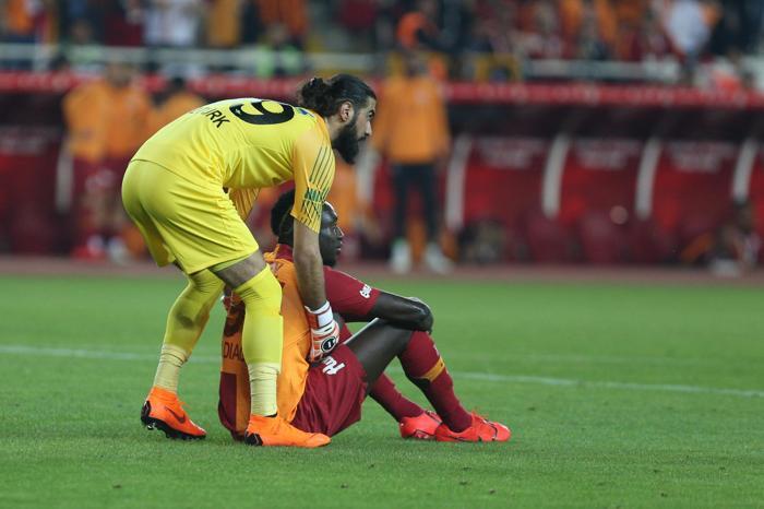 Penaltılar, kırmızı kart, olaylar ve şampiyon Galatasaray