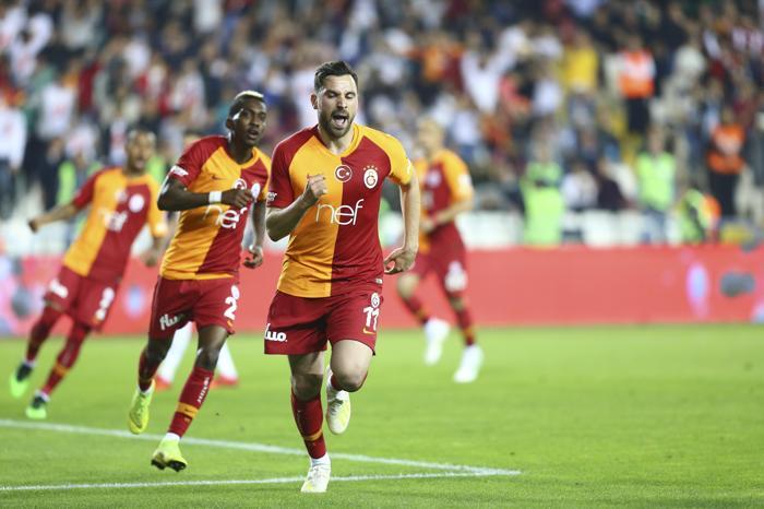 Penaltılar, kırmızı kart, olaylar ve şampiyon Galatasaray