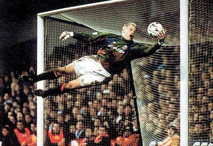 PETER SCHMEİCHEL