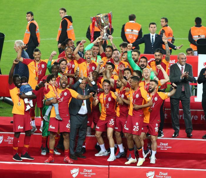 Penaltılar, kırmızı kart, olaylar ve şampiyon Galatasaray