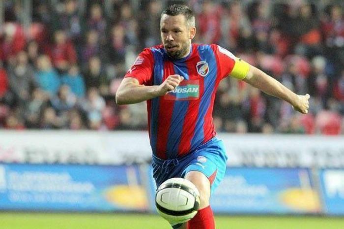 İşte futbol dünyasının göbekli oyuncuları