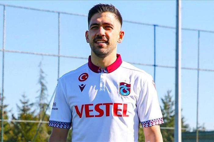 Transfer dönemine Mesut Özil ve İrfan Can Kahveci damga vurdu