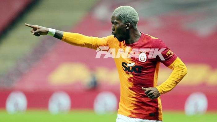 Galatasaray taraftarı mest oldu Fernando Musleranın devleşmesi, Henry Onyekurunun golü...