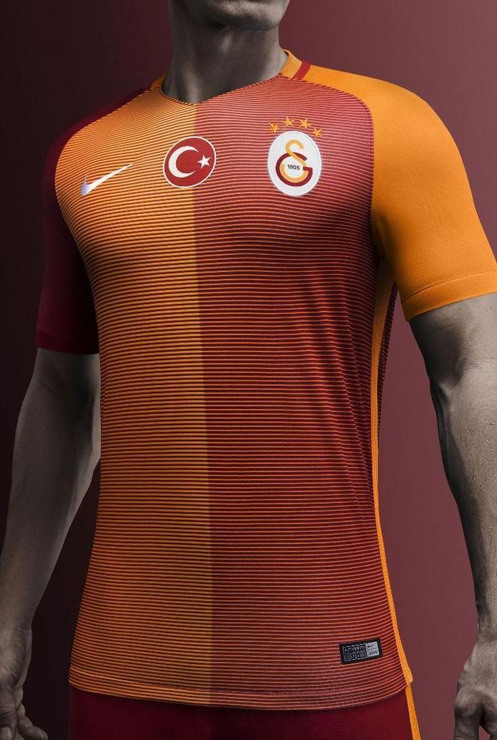 Juventusun forması sosyal meydaya sızdı