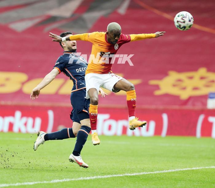 Galatasaray taraftarı mest oldu Fernando Musleranın devleşmesi, Henry Onyekurunun golü...
