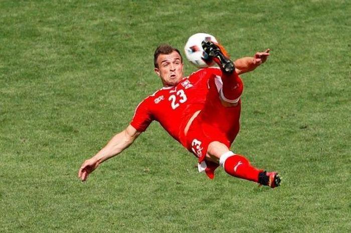 Shaqiriden attığı gol sonrası akrobatik gol kutlaması
