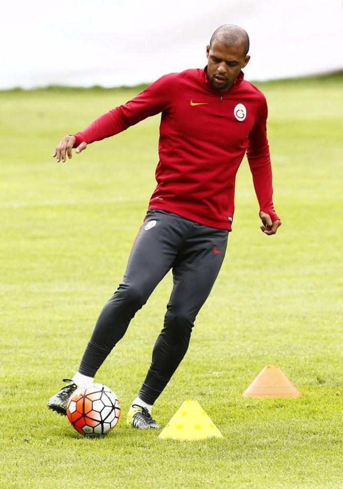 Galatasarayda sıcak saatler
